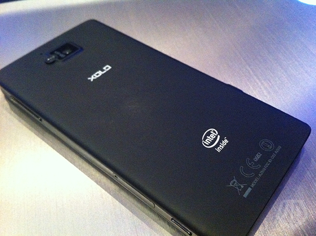 Lava Xolo X900 com processador Intel (Foto: André Fogaça/Ultra Downloads) Lava Xolo X900 com processador Intel (Foto: André Fogaça/Ultra Downloads)