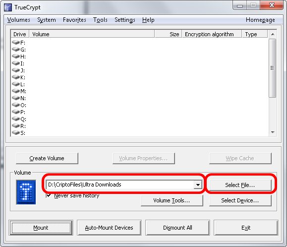 11 - Tela inicial do Truecrypt com o arquivo já criado 11 - Tela inicial do Truecrypt com o arquivo já criado