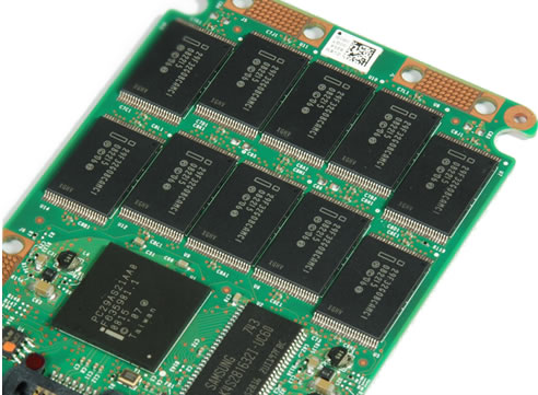 Parte interna de um SSD Parte interna de um SSD