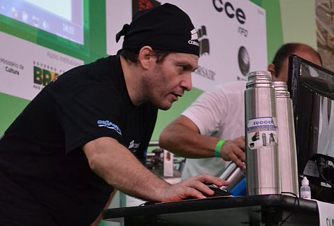 Ronaldo Buassali, melhor overclocker do Brasil Ronaldo Buassali, melhor overclocker do Brasil