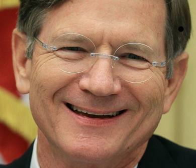 Lamar Smith, autor do Projeto de lei SOPA Lamar Smith, autor do Projeto de lei SOPA